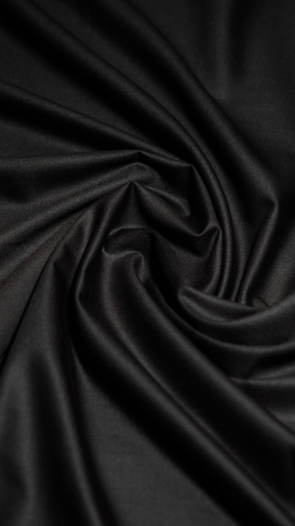 Shiny Charcoal Gray — Refined Solid