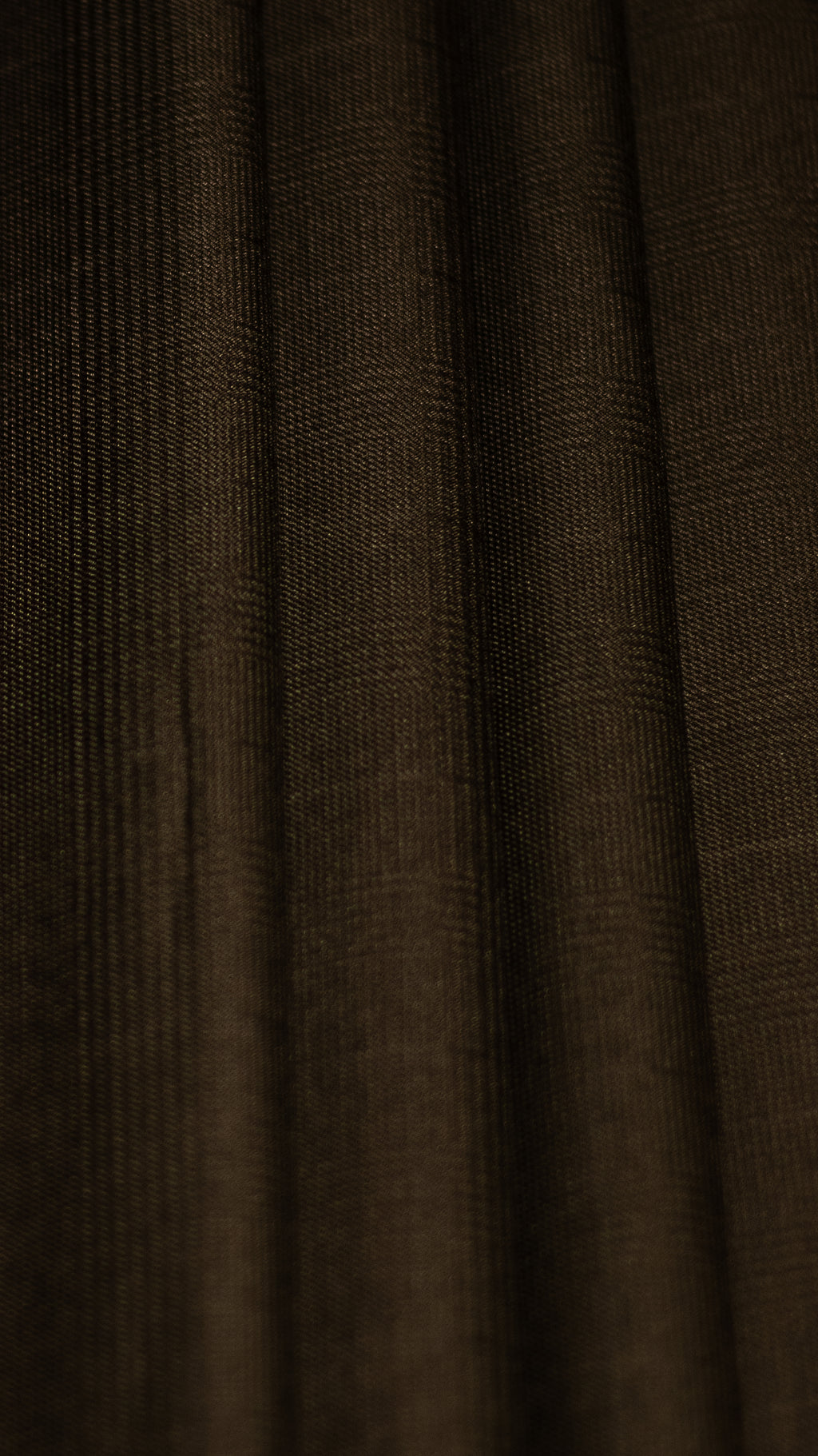 Checkered Brown — Refined Textured