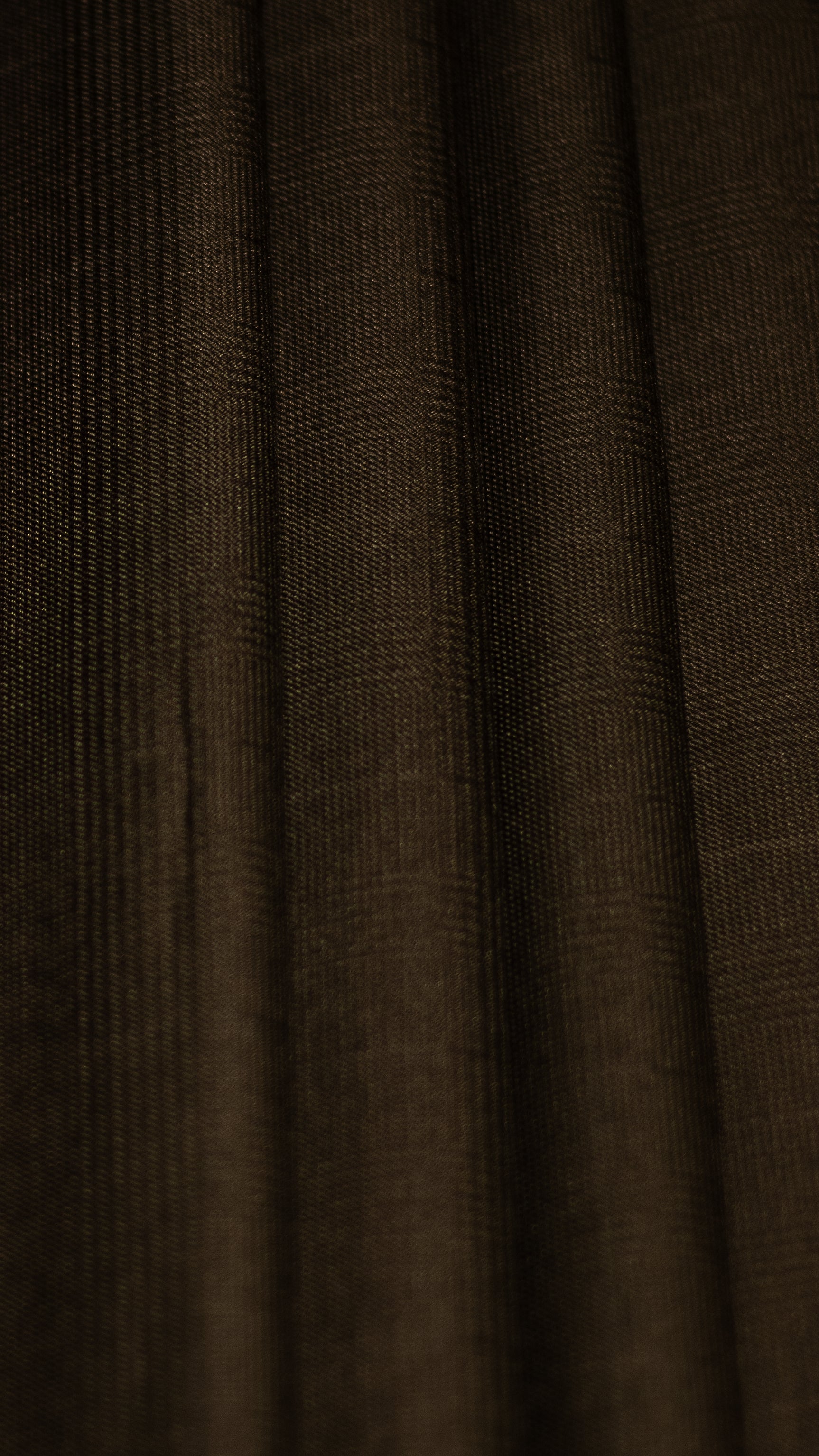 Checkered Brown — Refined Textured
