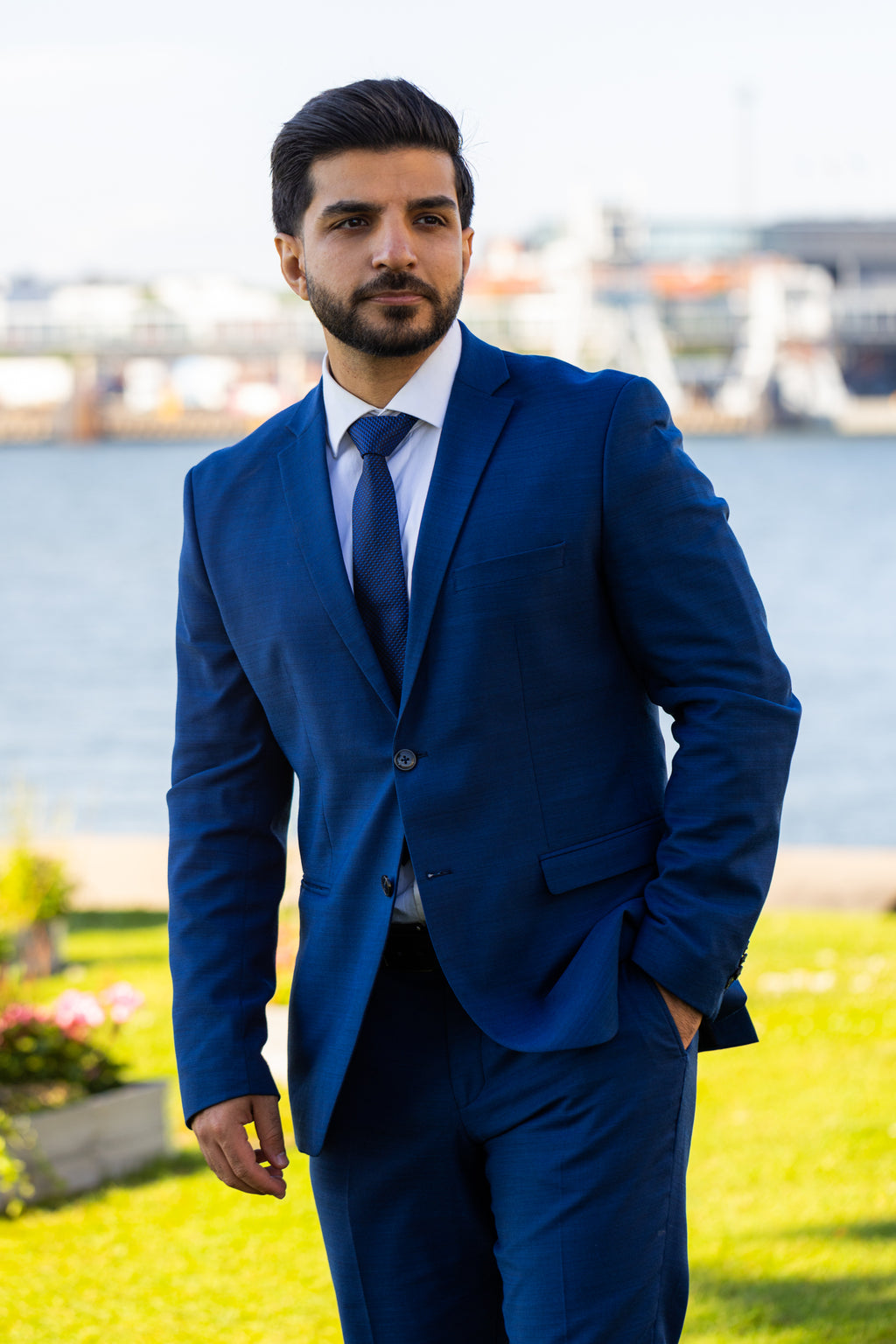 The Royal — Single Breasted Suit